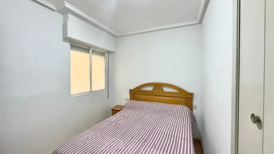 Apartamento de 2 dormitorios en Torrevieja, Spain No. 2829 № 18