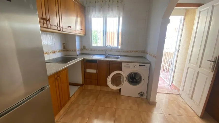 Сasa de 3 dormitorios en Torrevieja, Spain No. 1192 № 22