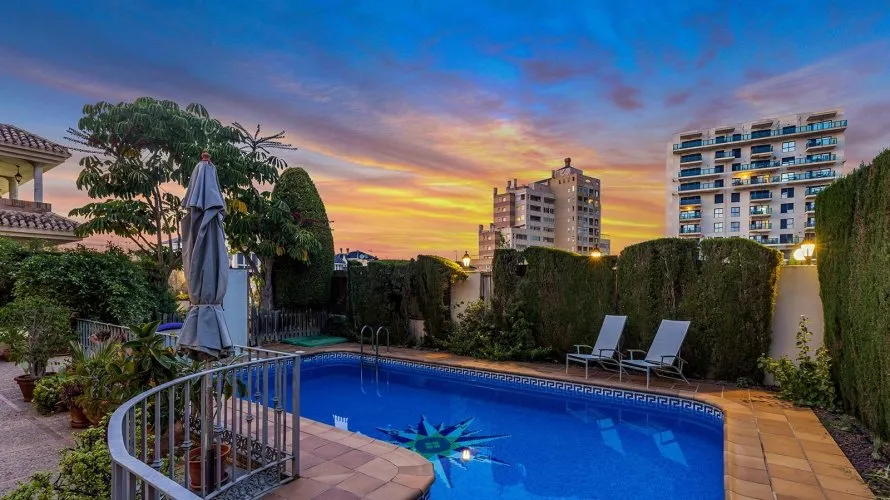 Villa de 6 dormitorios en La Veleta, Spain No. 1071 № 16