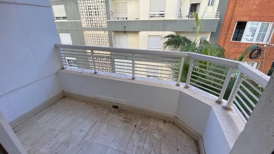 Apartamento de 4 dormitorios en Torrevieja, Spain No. 817 № 11
