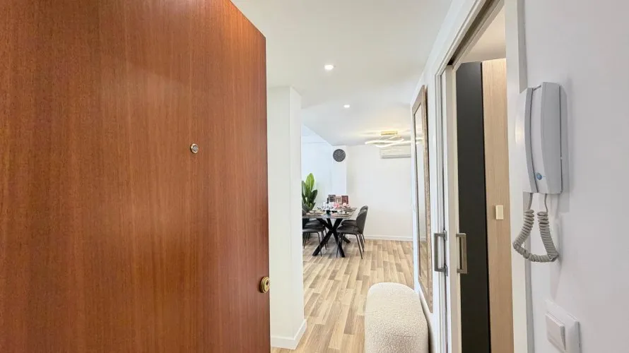 Apartamento de 3 dormitorios en Torrevieja, Spain No. 1099