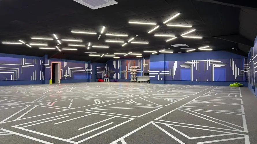 Propiedad comercial de 1300m² en Finestrat, Spain No. 1243 № 3
