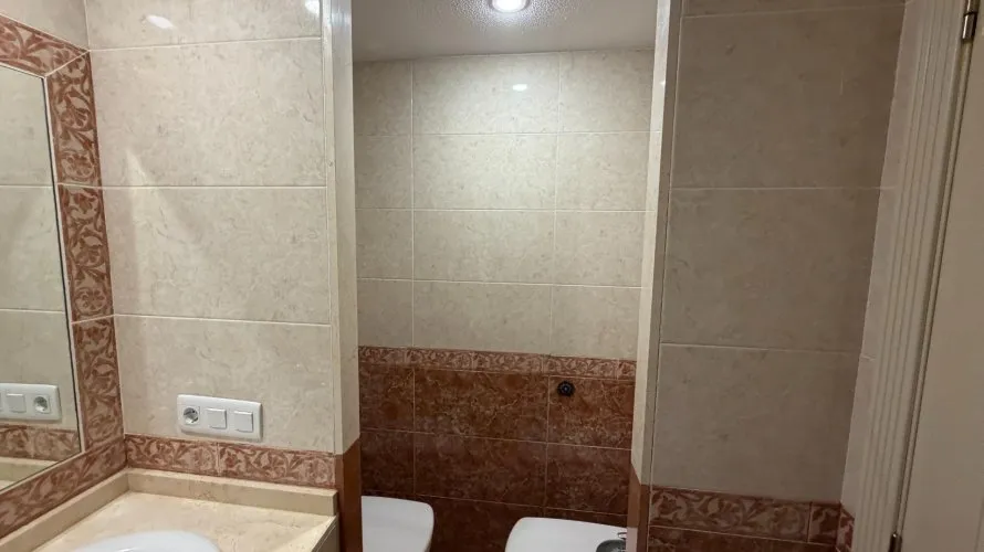 Apartamento de 2 dormitorios en Alicante, Spain No. 911 № 16