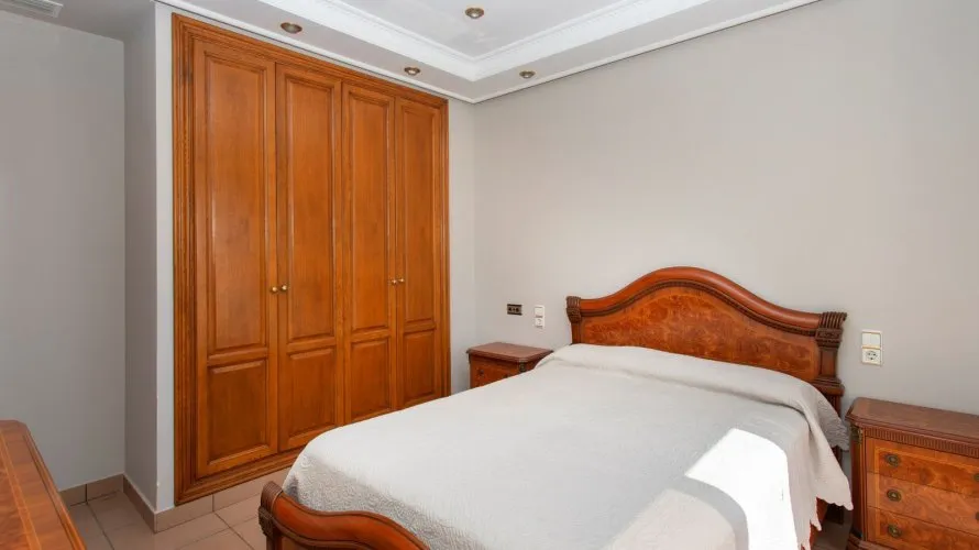 Villa de 180m² en Torrevieja, Spain No. 1557 № 10