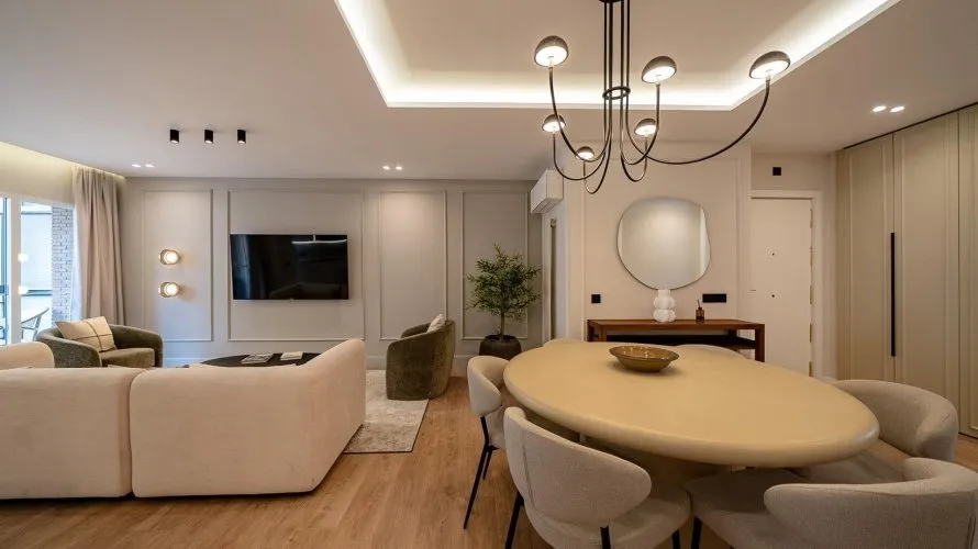 Apartamento de 3 dormitorios en Madrid, Spain No. 1083 № 1