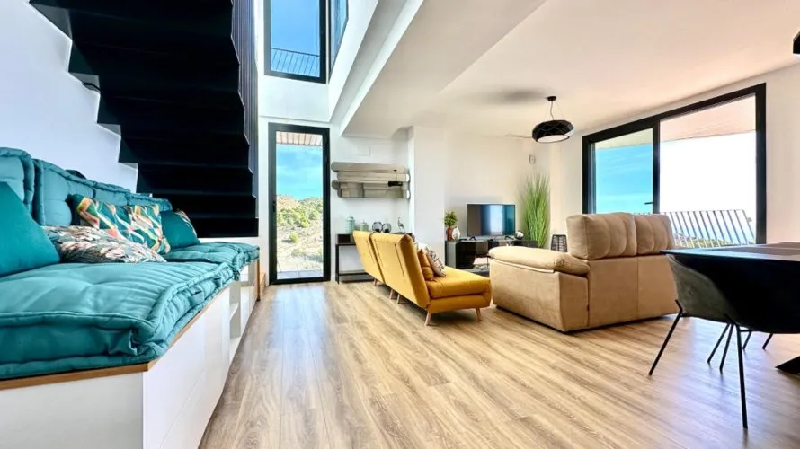Ático de 3 dormitorios en Villajoyosa, Spain No. 383 № 4