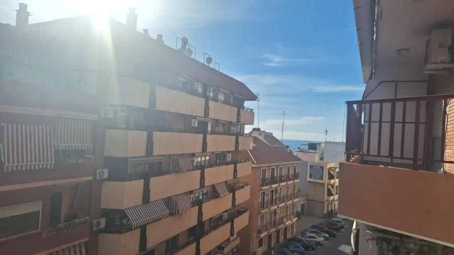 Apartamento de 3 dormitorios en Alicante, Spain No. 168 № 24