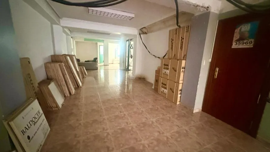 Oficina de 110m² en Alicante, Spain No. 2748