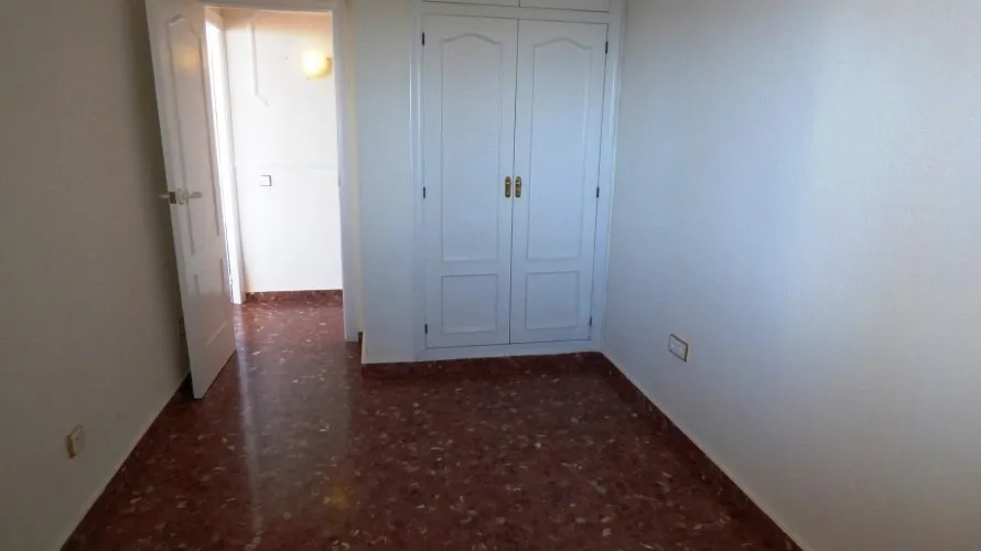 Apartamento de 4 dormitorios en Cabo De Las Huertas, Spain No. 1300 № 2