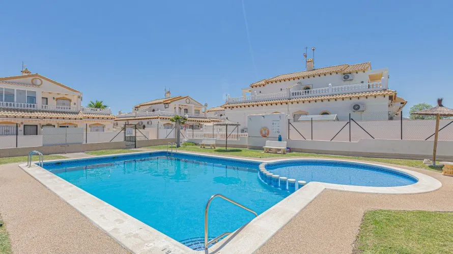 Сasa de 82m² en La Florida, Spain No. 1120 № 2