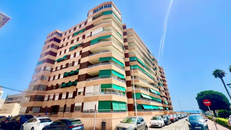 Apartamento de 3 dormitorios en La Mata, Spain No. 142 № 27