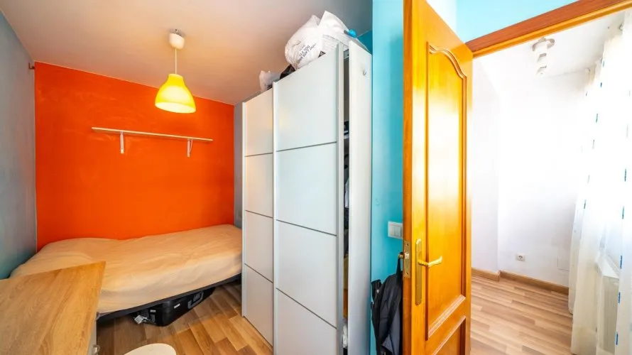 Apartamento de 2 dormitorios en Madrid, Spain No. 893 № 10