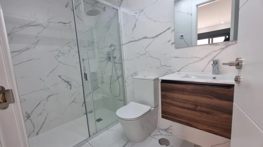Apartamento de 3 dormitorios en Torrevieja, Spain No. 108 № 26