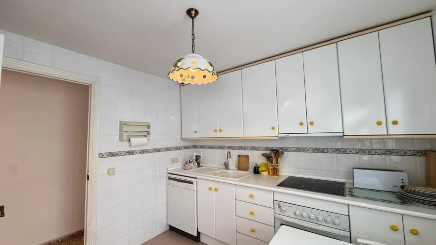 Apartamento de 3 dormitorios en Torrevieja, Spain No. 1381 № 28