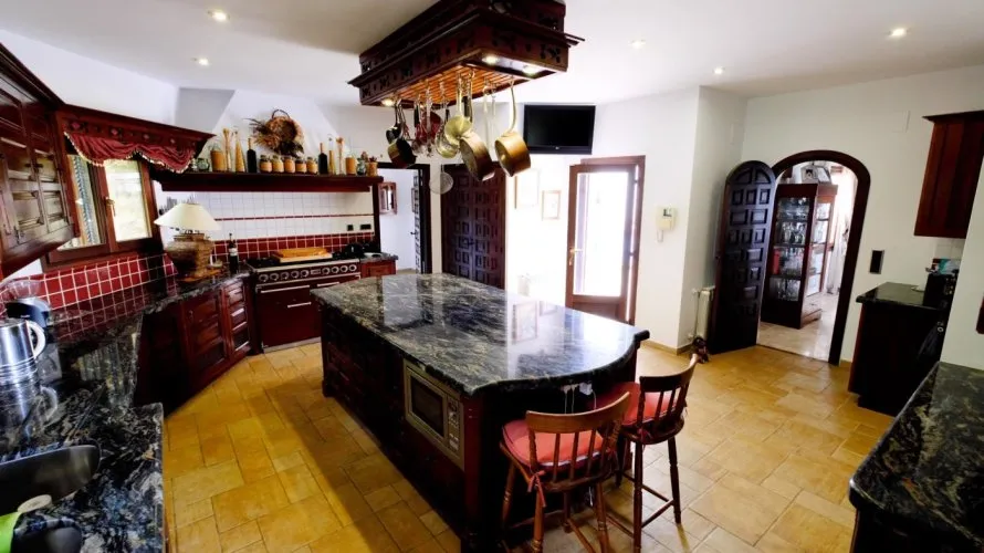 Villa de 4 dormitorios en Fustera, Spain No. 301 № 7
