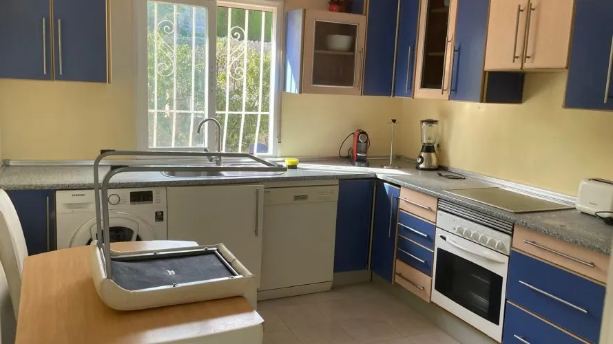 Apartamento de 4 dormitorios en La Nucia, Spain No. 1475 № 5