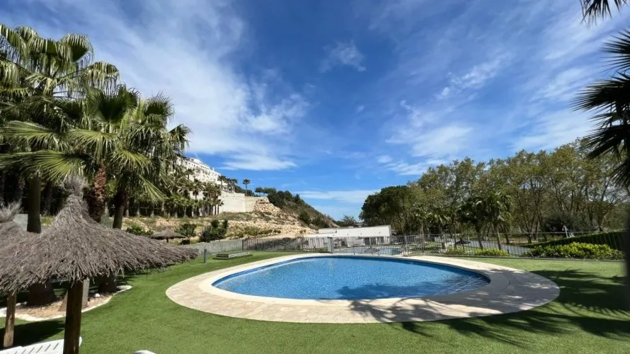 Apartamento de 3 dormitorios en Xeresa, Spain No. 363 № 20