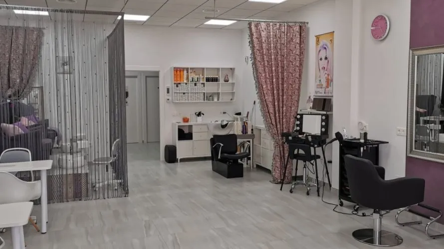 Propiedad comercial de en La Zenia, Spain No. 288 № 16