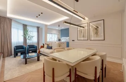 Apartamento de 3 dormitorios en Madrid, Spain No. 239