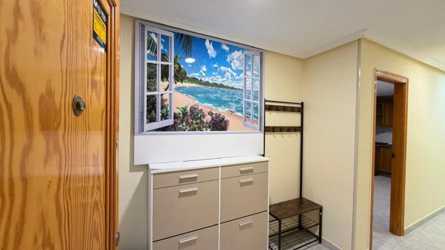 Apartamento de 3 dormitorios en Torrevieja, Spain No. 1052