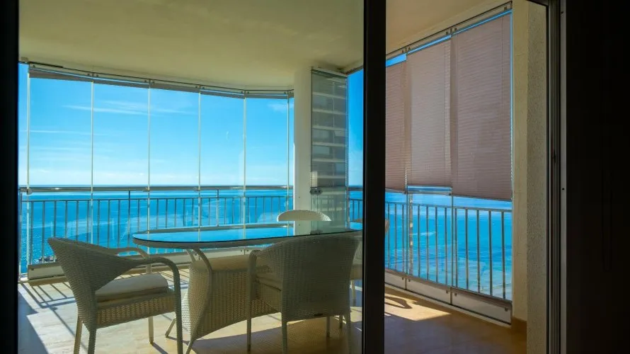 Apartamento de 4 dormitorios en Calpe, Spain No. 979