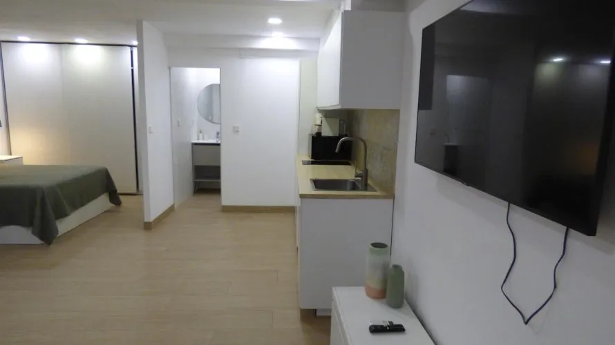 Propiedad comercial de 50m² en Alicante, Spain No. 2743 № 2