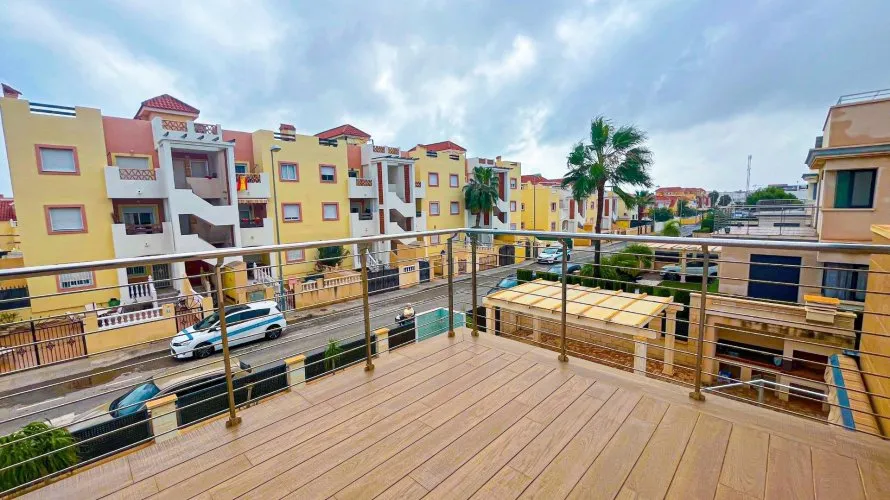 Villa de 5 dormitorios en La Zenia, Spain No. 1324 № 10