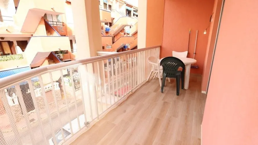 Apartamento de 3 dormitorios en La Mata, Spain No. 2800 № 10