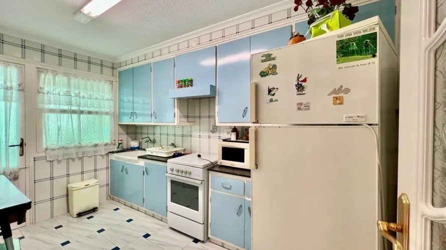 Apartamento de 1 dormitorio en Santa Pola, Spain No. 1058 № 13