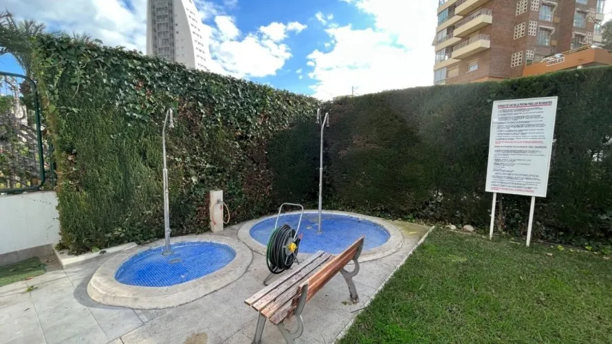 Apartamento de 2 dormitorios en Benidorm, Spain No. 405 № 25