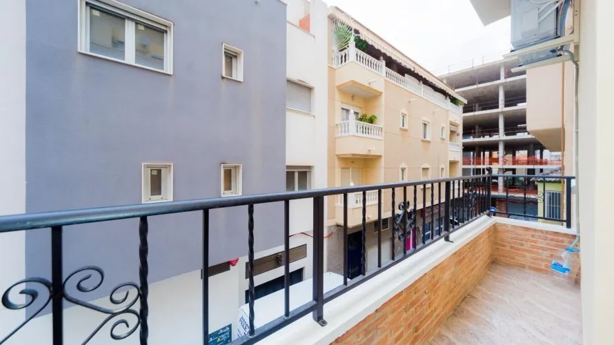 Apartamento de 1 dormitorio en Torrevieja, Spain No. 2810 № 5