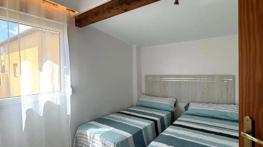 Apartamento de 2 dormitorios en Torrevieja, Spain No. 1051 № 25