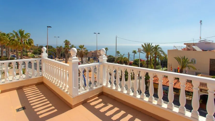 Villa de 180m² en Torrevieja, Spain No. 1557 № 25
