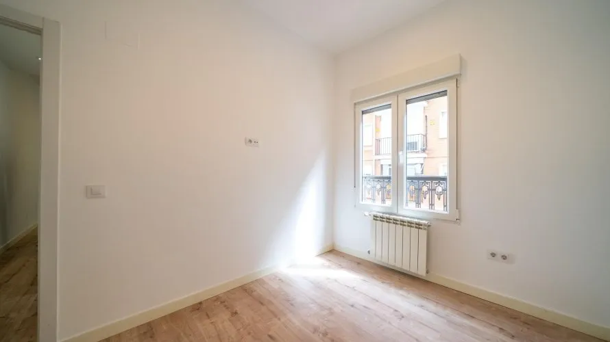 Apartamento de 2 dormitorios en Madrid, Spain No. 1145 № 13