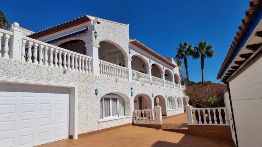 Villa de 6 dormitorios en Moraira, Spain No. 520 № 12
