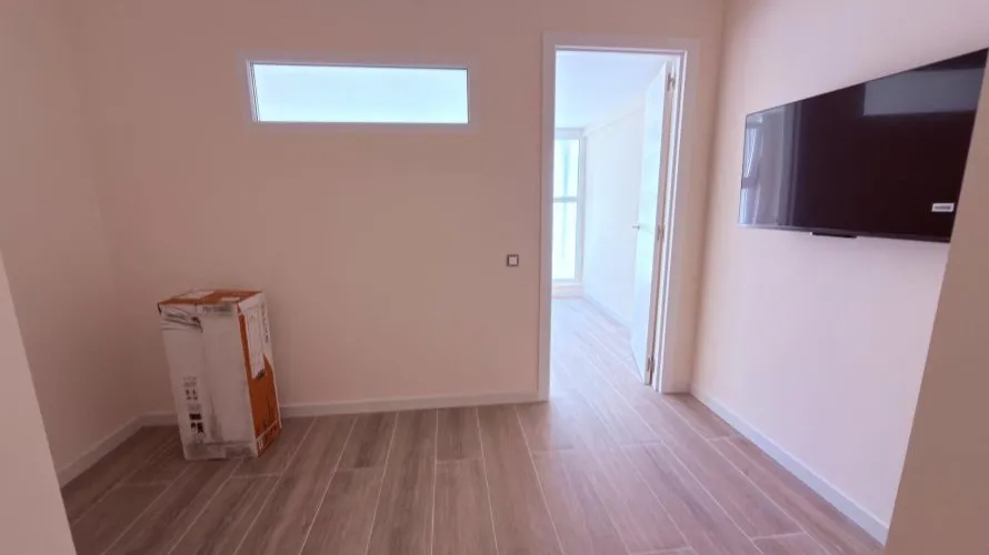 Propiedad comercial de 10 dormitorios en Alicante, Spain No. 1623 № 8