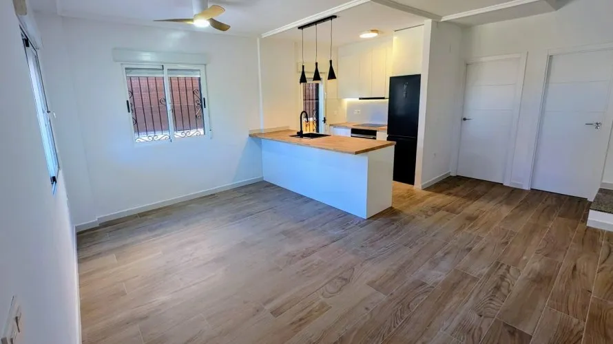 Apartamento de 95m² en La Florida, Spain No. 910 № 15