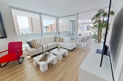 Apartamento de 2 dormitorios en Benidorm, Spain No. 111
