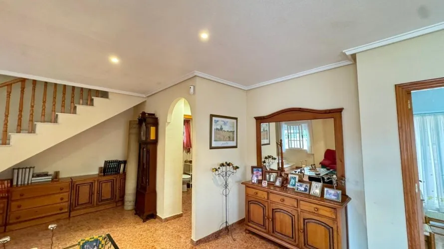 Apartamento de 3 dormitorios en Torrevieja, Spain No. 1088 № 6