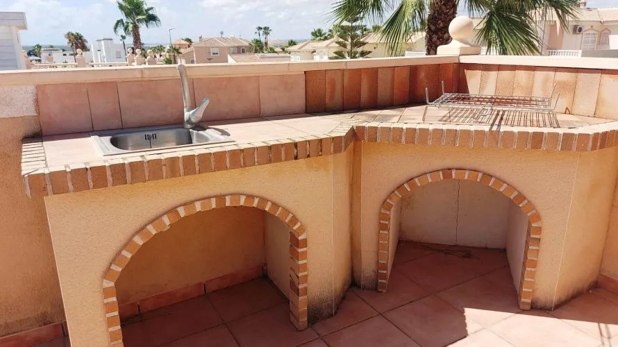 Villa de 3 dormitorios en Ciudad Quesada, Spain No. 510 № 27