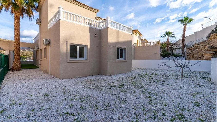 Apartamento de 3 dormitorios en El Campello, Spain No. 243 № 5