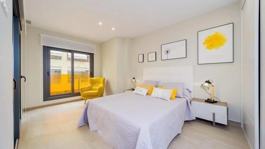 Apartamento de 2 dormitorios en La Mata, Spain No. 105 № 4