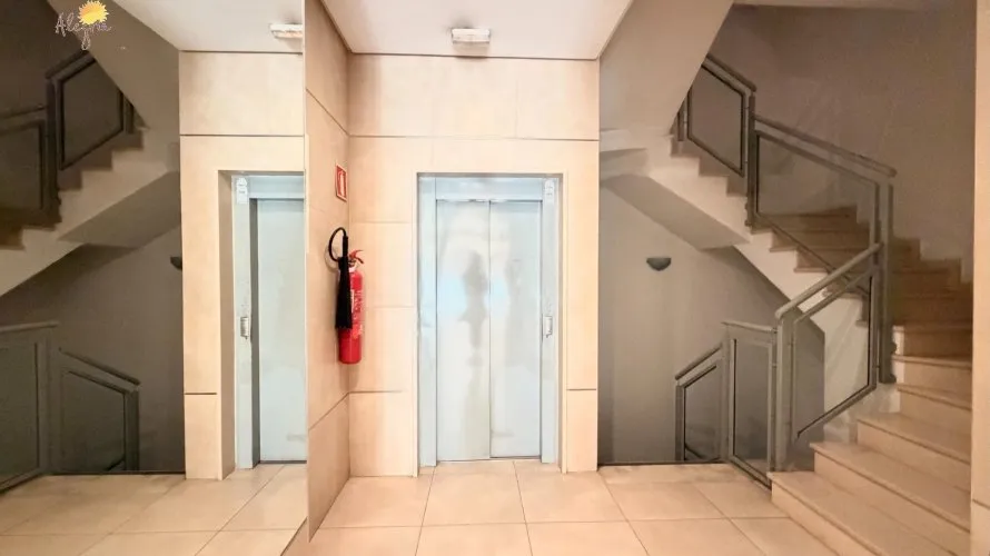 Apartamento de 1 dormitorio en Torrevieja, Spain No. 2916 № 2