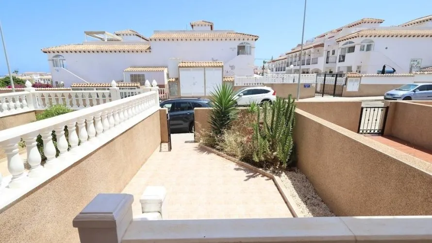 Dúplex de 2 dormitorios en Los Altos, Spain No. 1436 № 1
