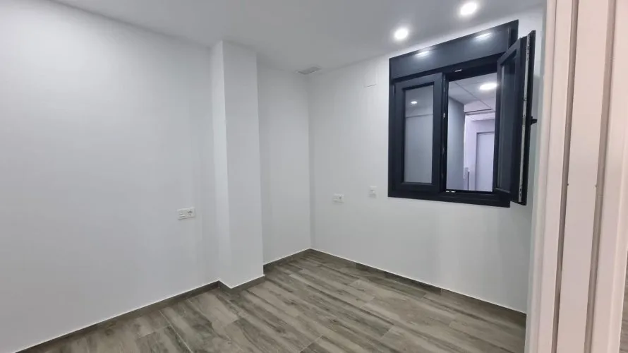 Apartamento de 3 dormitorios en Torrevieja, Spain No. 108 № 15