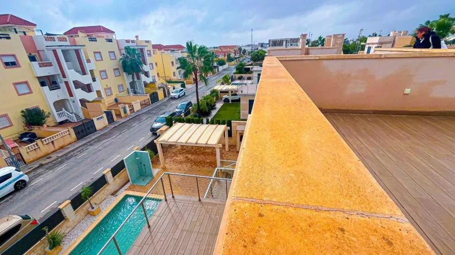Villa de 5 dormitorios en La Zenia, Spain No. 1324 № 27