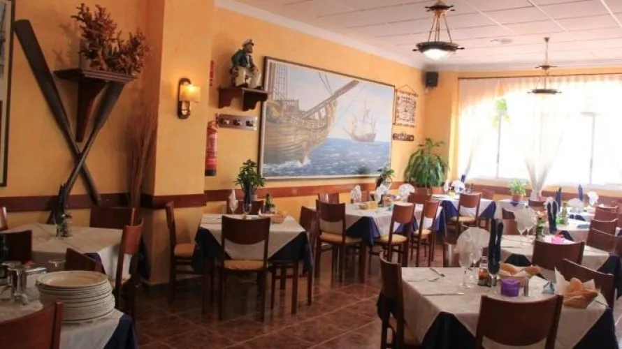 Hotel de 16 dormitorios en Santiago de la Ribera, Spain No. 628 № 3