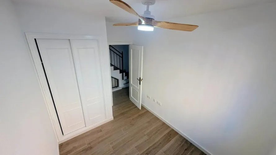 Apartamento de 95m² en La Florida, Spain No. 910 № 6