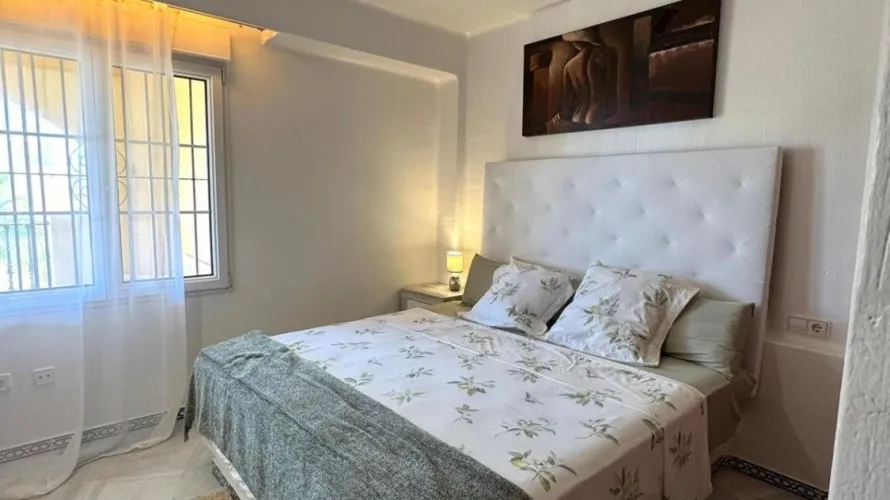 Apartamento de 2 dormitorios en Torrevieja, Spain No. 1051 № 16