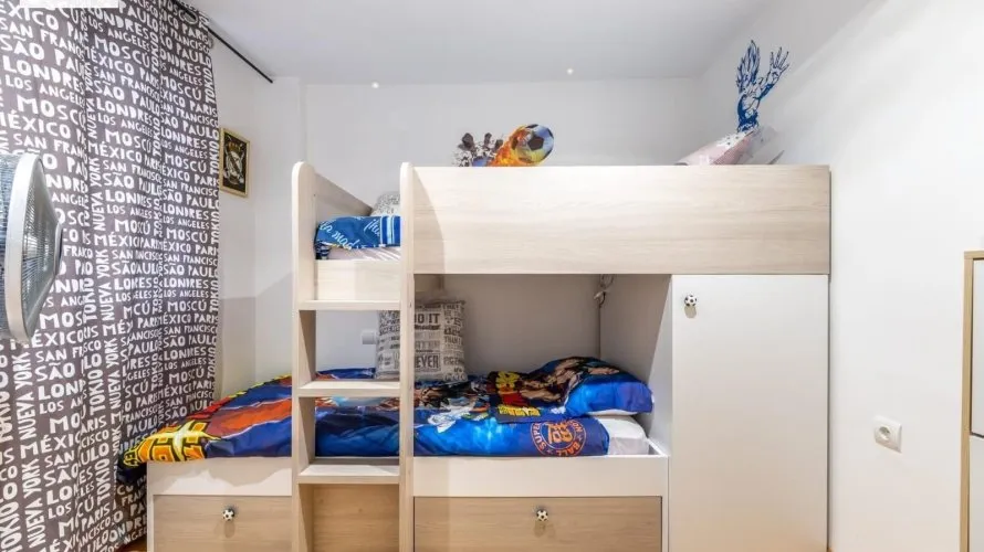 Apartamento de 3 dormitorios en Alicante, Spain No. 995 № 8